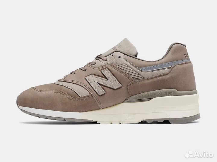 New Balance 997 x Horween leather M997BKR. US 10,5