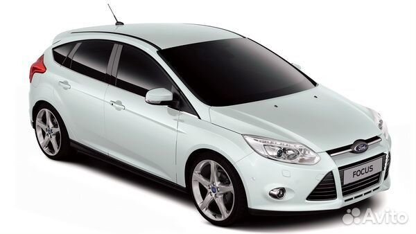 Форд Фокус 3 бампер передний цвет белый новый