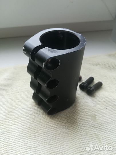 Зажим для трюкового самоката Tech Team Zorg 2021