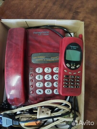 Старый телефон