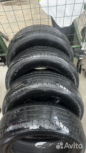 Accelera 651 2.25/4.5 R4