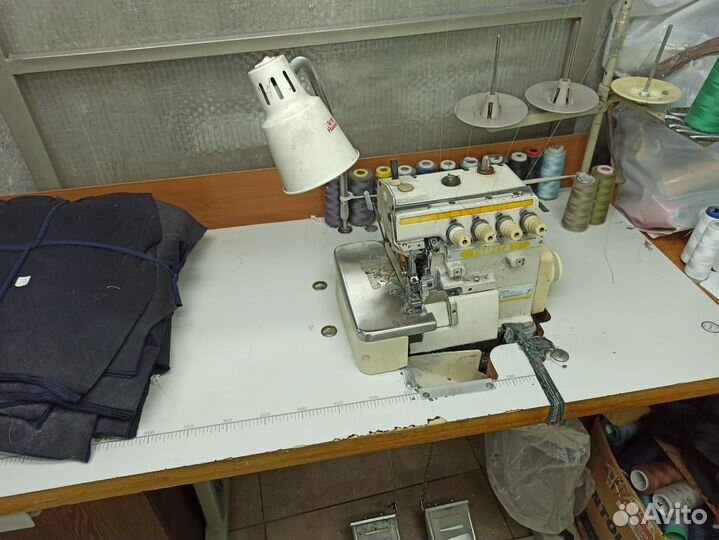 Оверлок промышленный 4-х ниточный