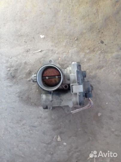 Дроссельная заслонка Citroen C4 Peugeot 207 307
