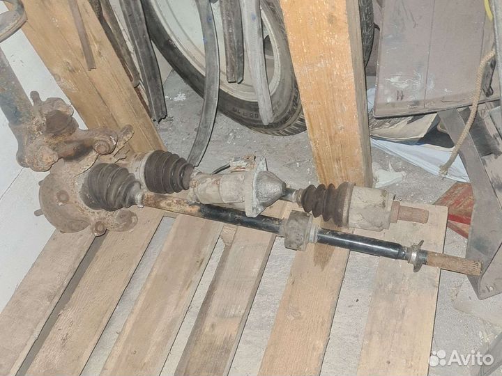 Стойка Ниссан премьера р12 в сборе