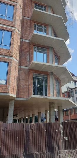 3-к. квартира, 120 м², 7/10 эт.