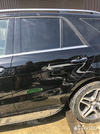 Дверь задняя левая Mercedes ML w166