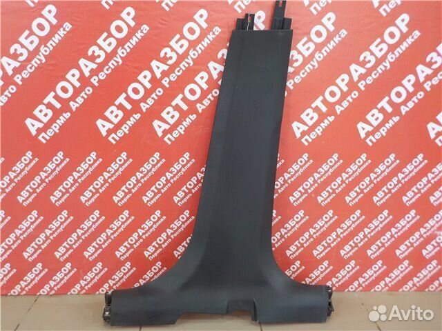 Накладка средней стойки правая LADA Vesta GFL110