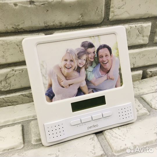 Радио часы с фоторамкой Perfeo S6005