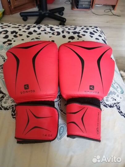 Боксерские перчатки