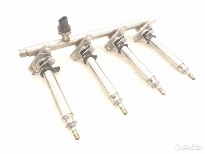 Топливная рейка (рампа) Mercedes-Benz B-Class W246