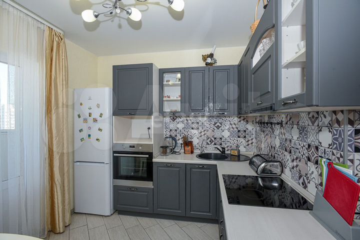 3-к. квартира, 81,6 м², 15/17 эт.