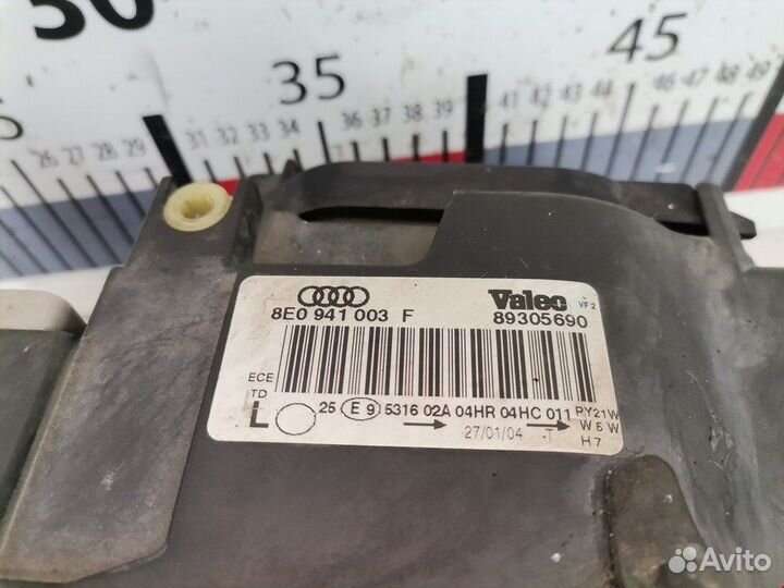 Фара передняя для Audi A4 B6 8E0941029C