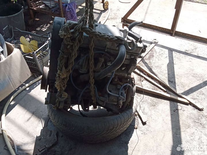 Двигатель карб 2108