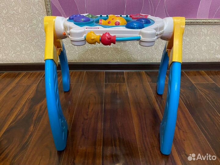 Музыкальный столик