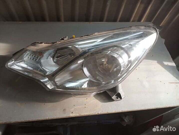 Фара citroen С3 дс3 левая европа