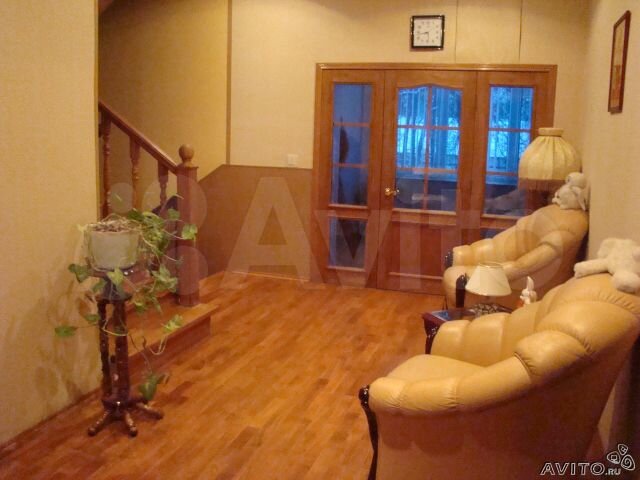 Коттедж 480 м² на участке 12 сот.