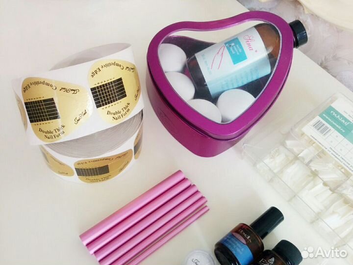 Материалы для наращивания ногтей