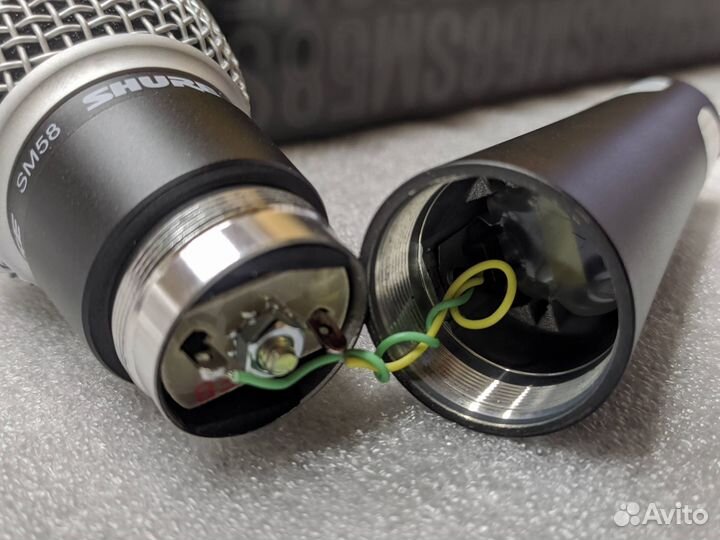 Вокальный микрофон Shure SM58S