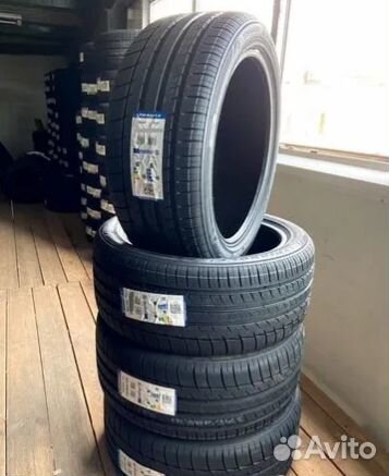 Triangle TH201 Sportex 275/40 R20 и 315/35 R20 110Y