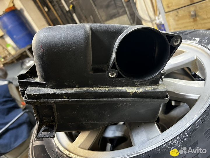 Корпус воздушного фильтра ваз