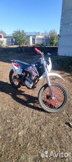 Продам эндуро мотоцикл Kayo t2