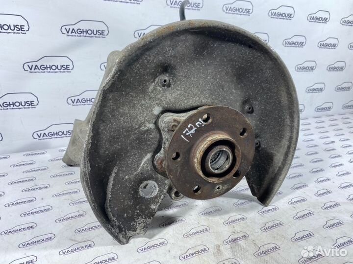 Кулак поворотный задний правый Audi A7 4G 3.0 CGW