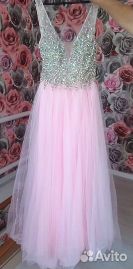 Вечернее платье
