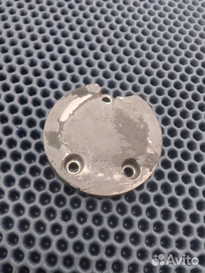 Yamaha FZR750 крышка коленвала