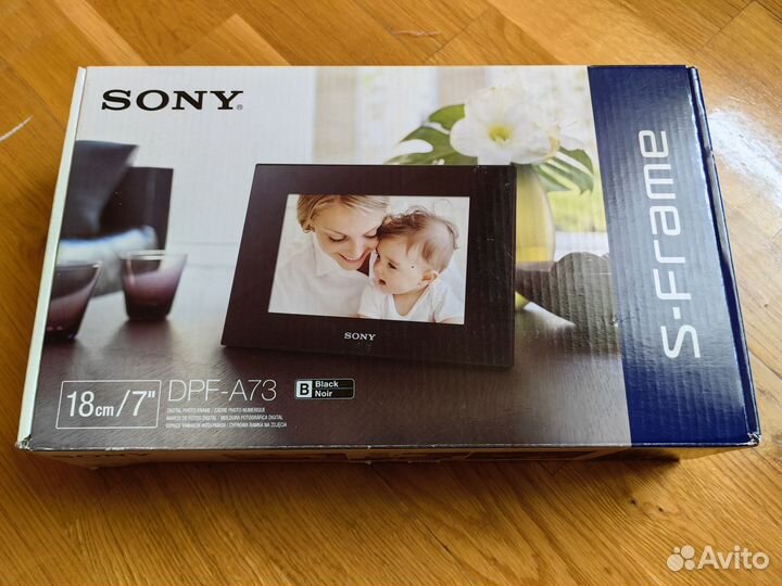 Цифровая фоторамка Sony