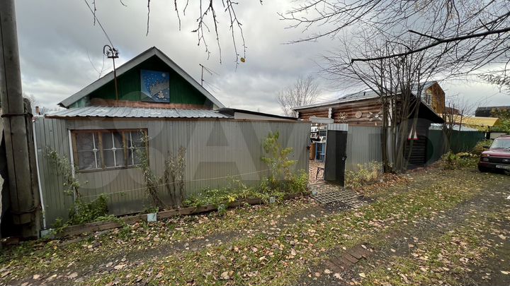 Дача 20 м² на участке 6 сот.