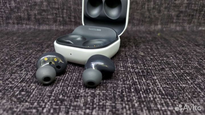 Беспроводные наушники Samsung Galaxy Buds2 RU
