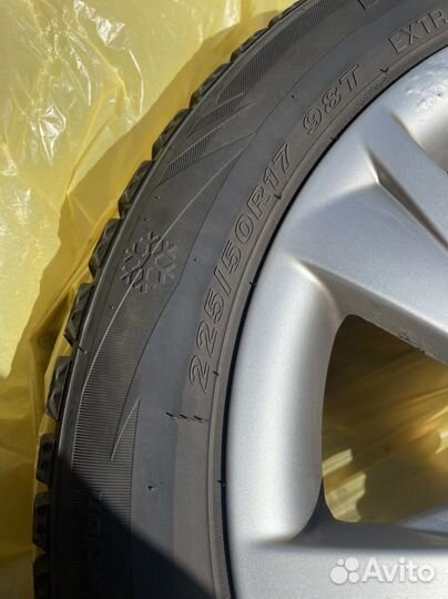 Roadstone CP 672 225/50 R17