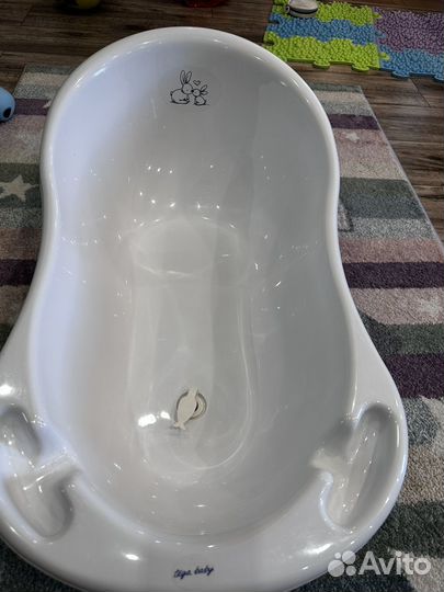 Ванночка и горка для купания новорожденного