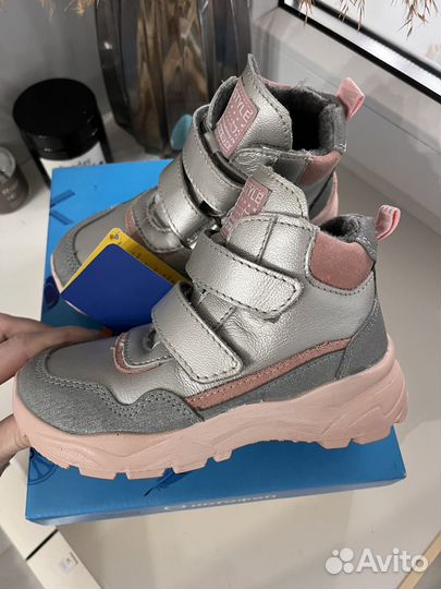 Новые весенние ботинки котофей 27