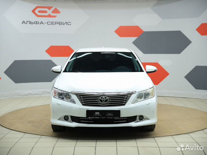 Toyota Camry 2.5 AT, 2013, 544 736 км