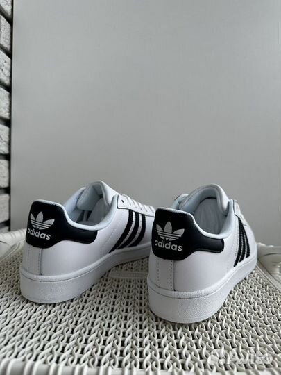 Adidas superstar