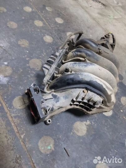 Коллектор впускной Honda Cr-V 3