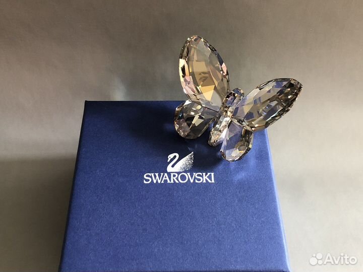 Swarovski бабочка фигурка