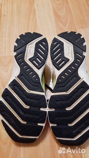 Кроссовки женские беговые Brooks Launch