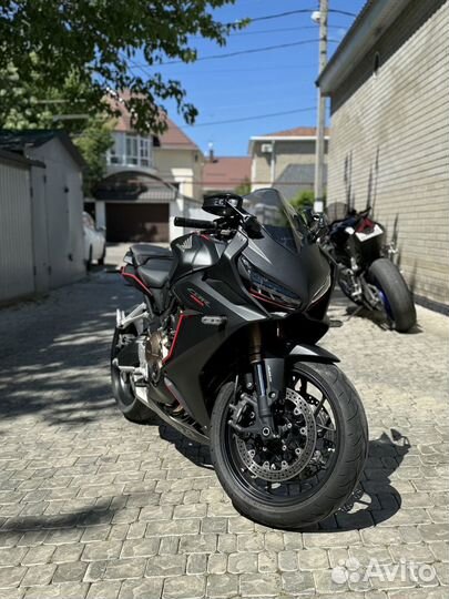 CBR 650 R