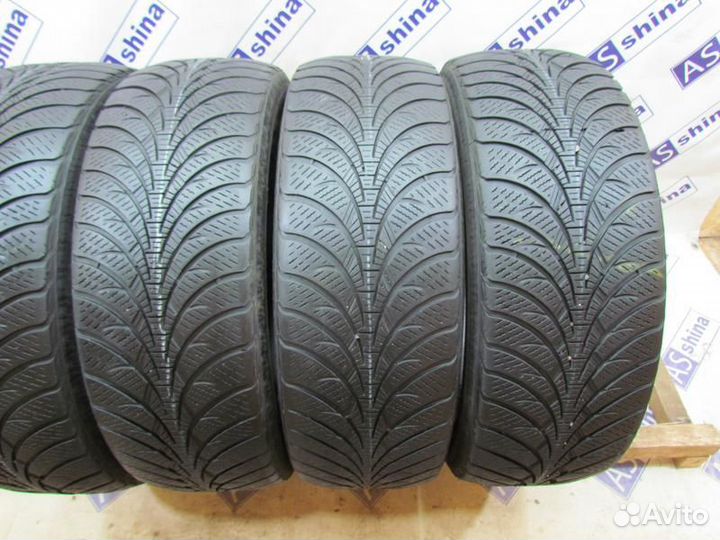 Goodyear UltraGrip Ice WRT 235/60 R18 88R