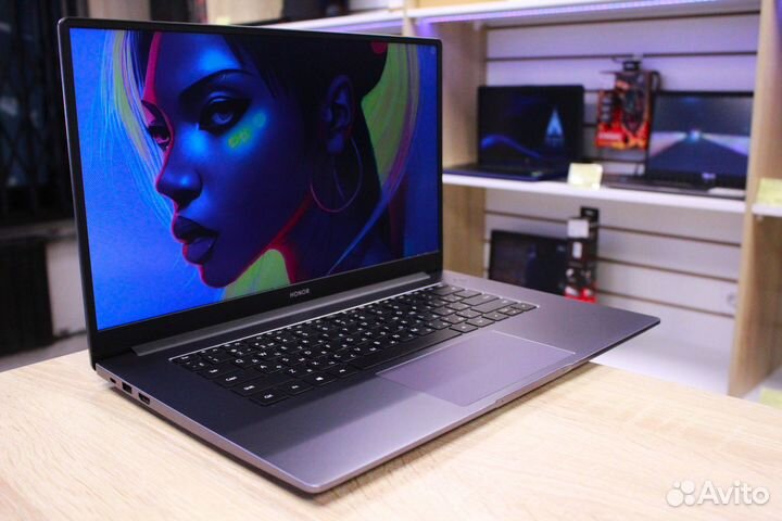 Ультрабук honor \ Core i5 \ 8GB \ SSD 512 \ IPS