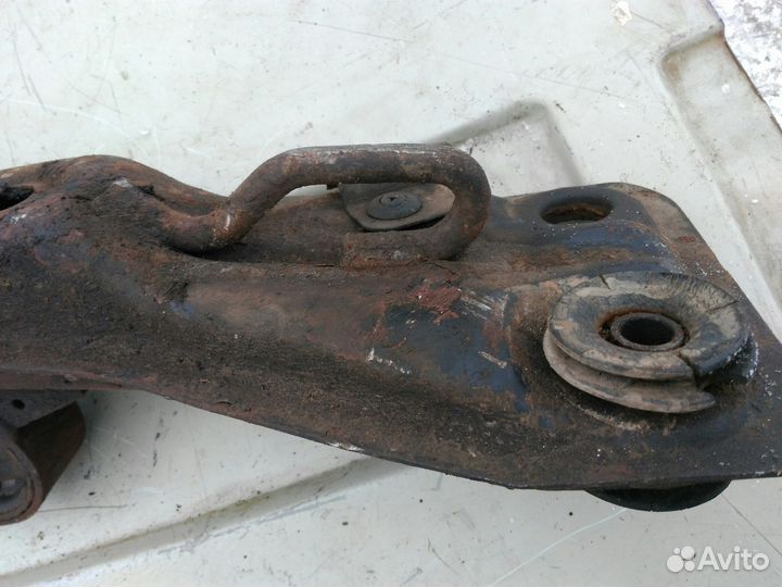 Балка передняя продольная Mitsubishi Galant 93-97