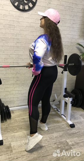 Спортивный комплект женский