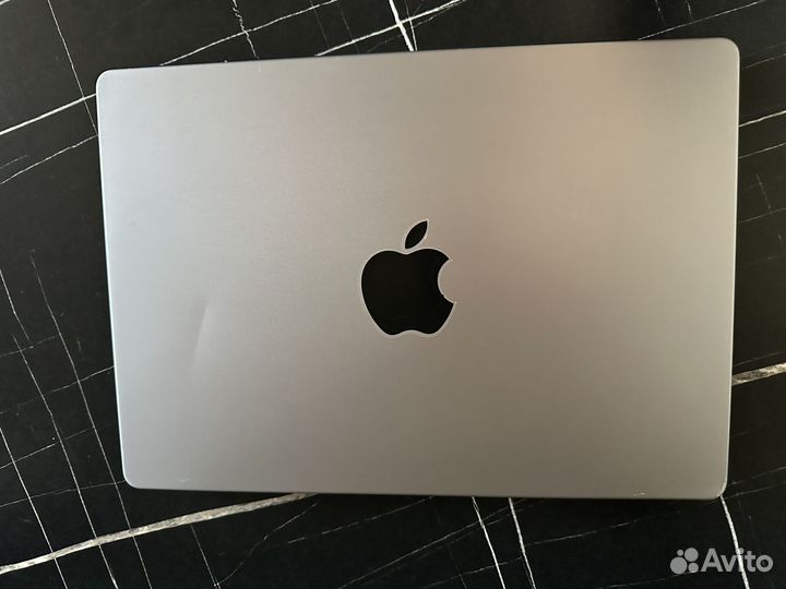 Apple macbook pro 14 m1 1tb