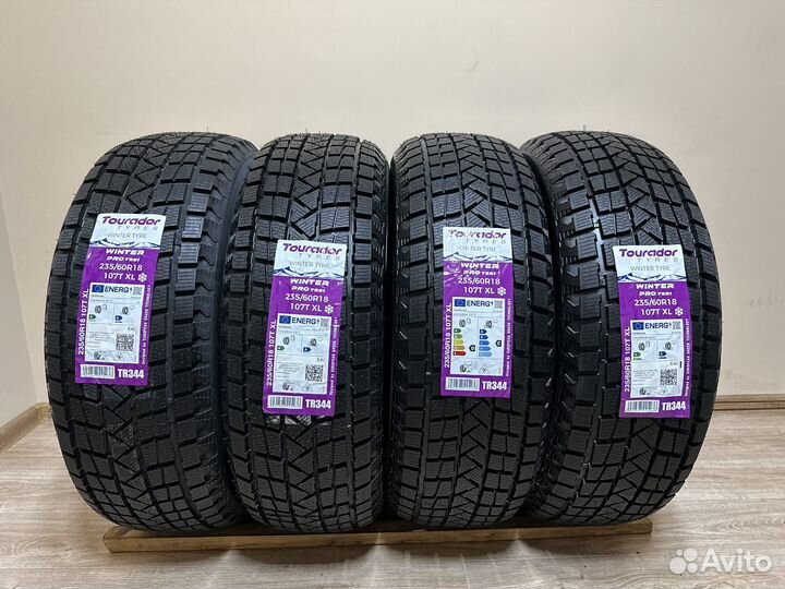 Tourador Winter Pro TSS1 235/60 R18 108T