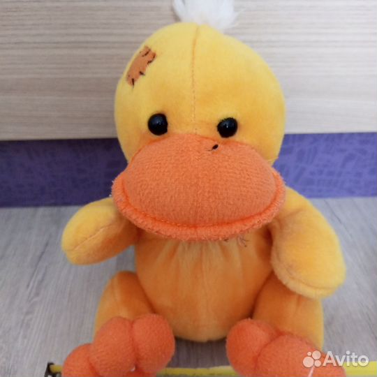 Игрушка утëнок