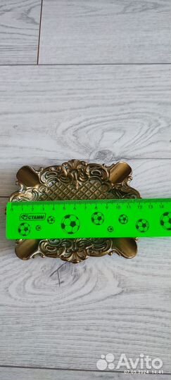 Бронзовая пепельница