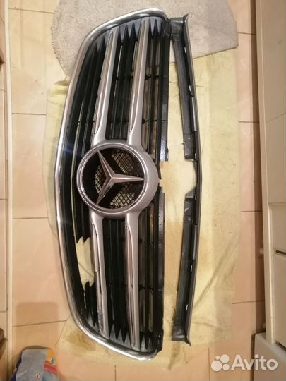 Решетка радиатора мерседес w447