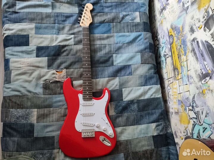 Электрогитара Fender squier mm stratocaster red